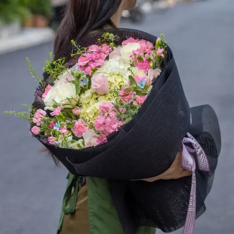 bó-hoa-hồng-tặng-mẹ