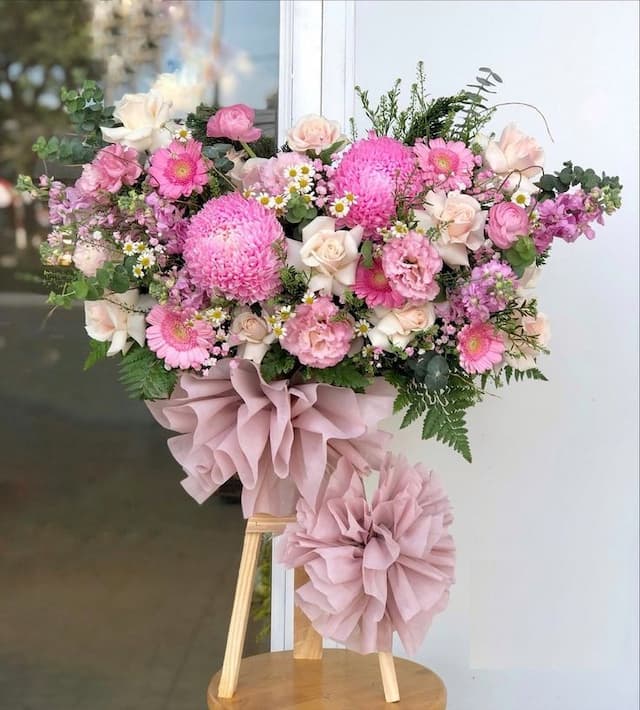kệ hoa tươi chúc mừng khai trương